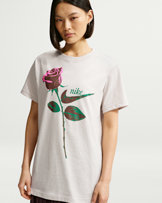 Nike ショートスリーブ Tシャツ　Mサイズ AS+W+NSW+CLASSIC+ST2+TEE.png